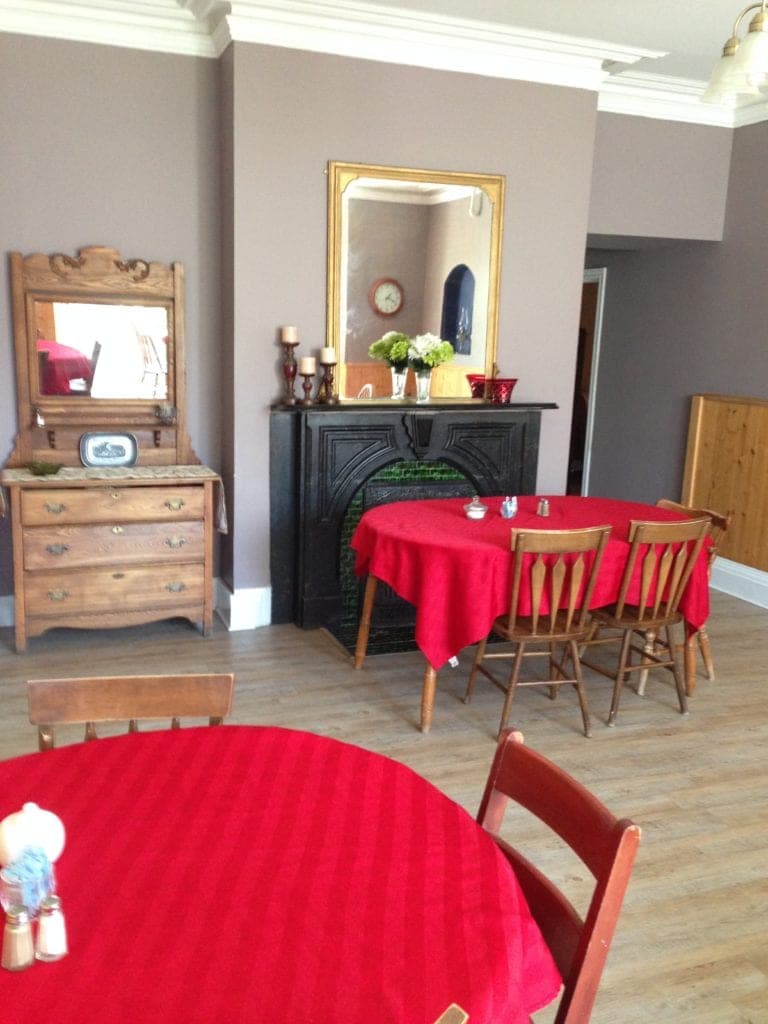 SeniorHome.ca - Valley House
