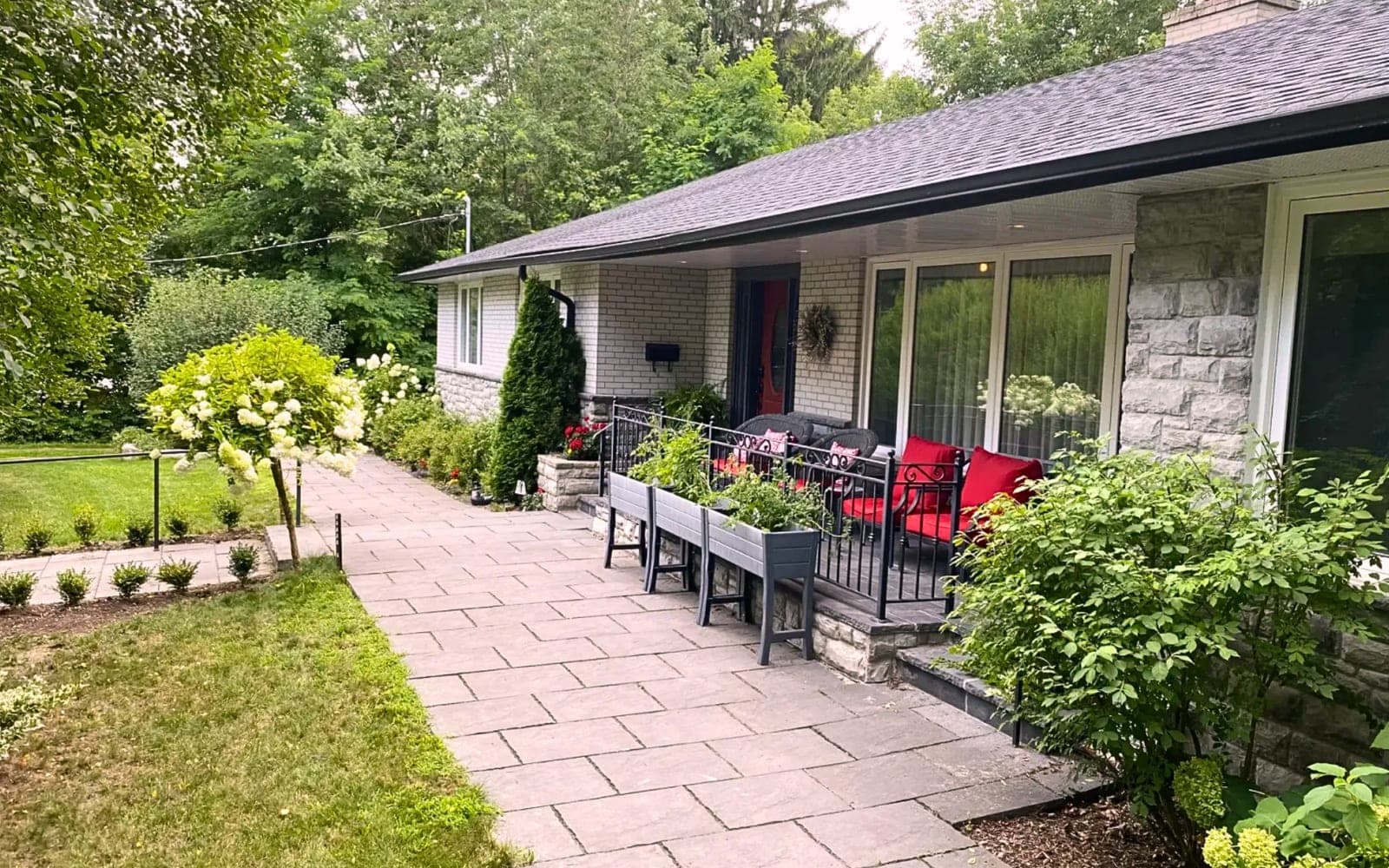 SeniorHome.ca - Memory Lane Home Living
