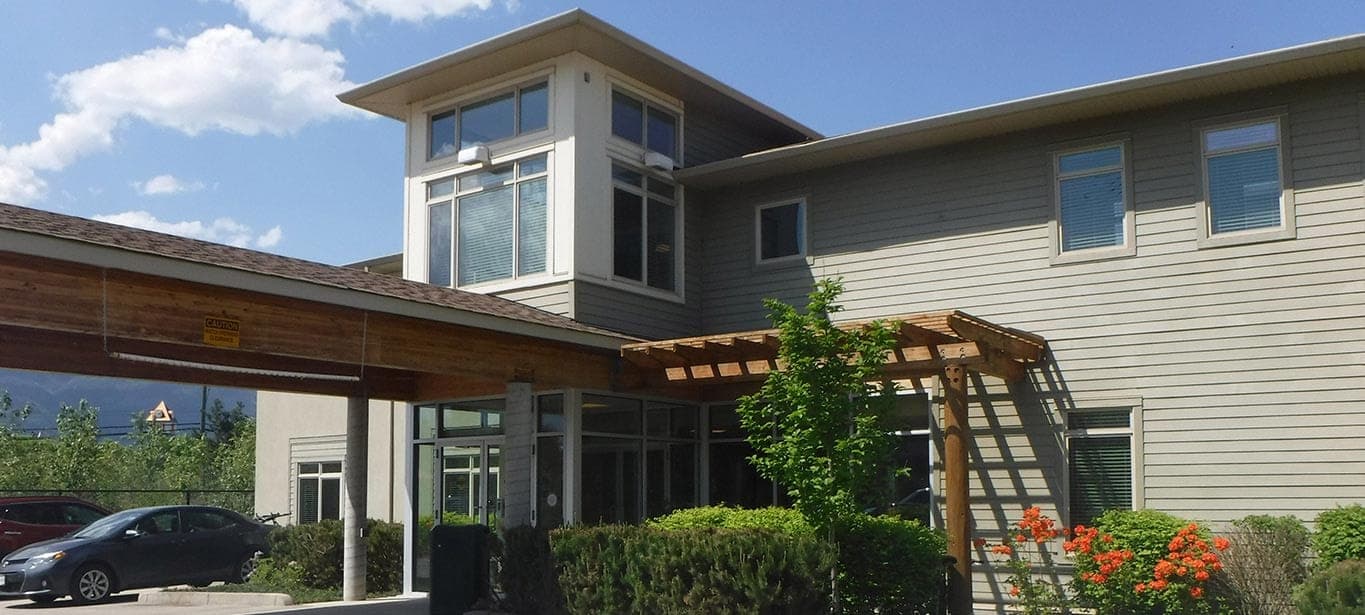 SeniorHome.ca - Piccadilly Seniors Community