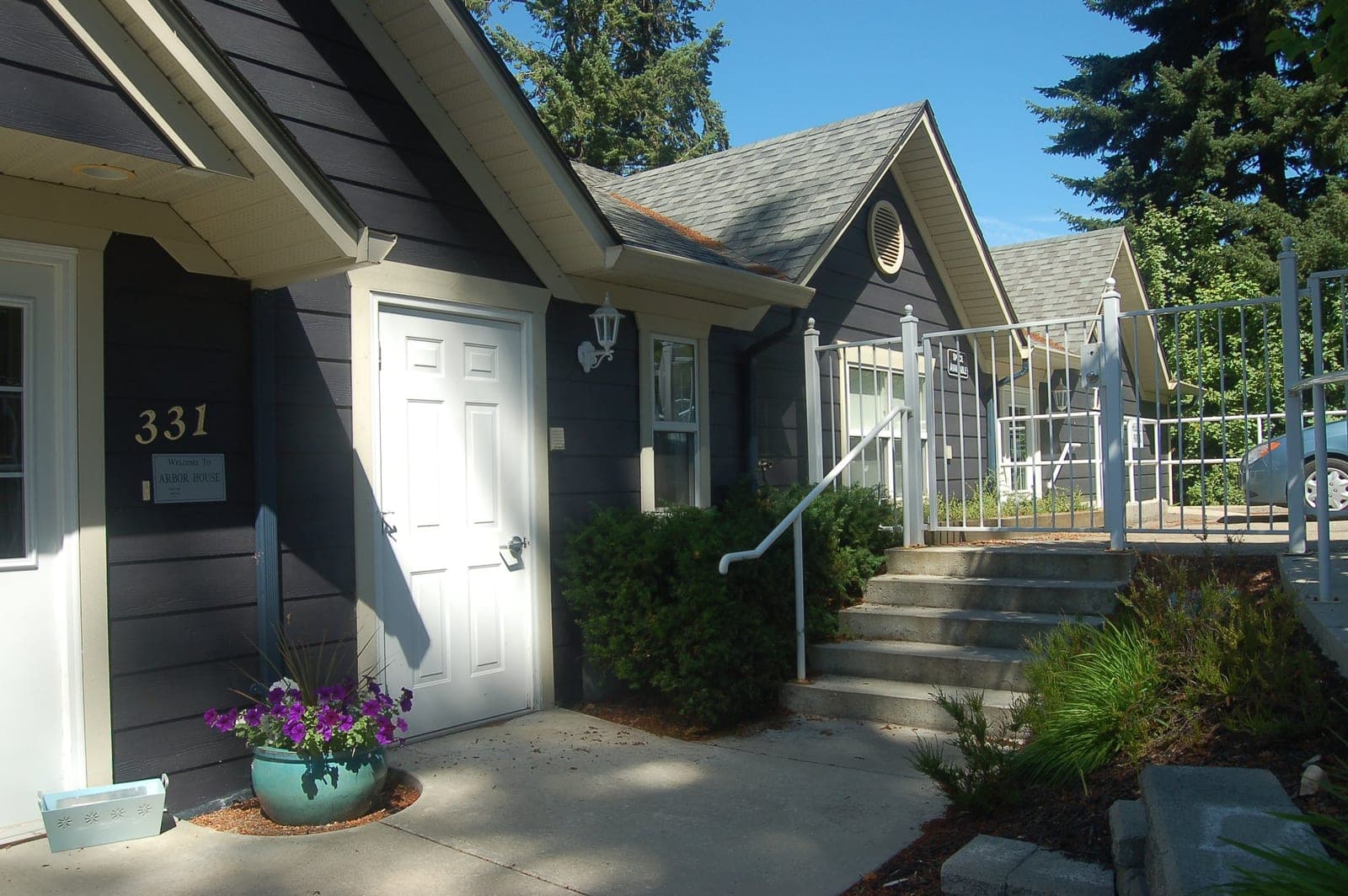 SeniorHome.ca - Arbor Lodge