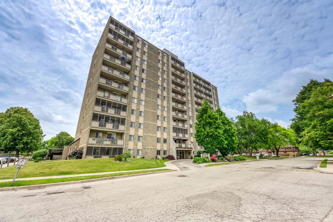 SeniorHome.ca - Trillium Village