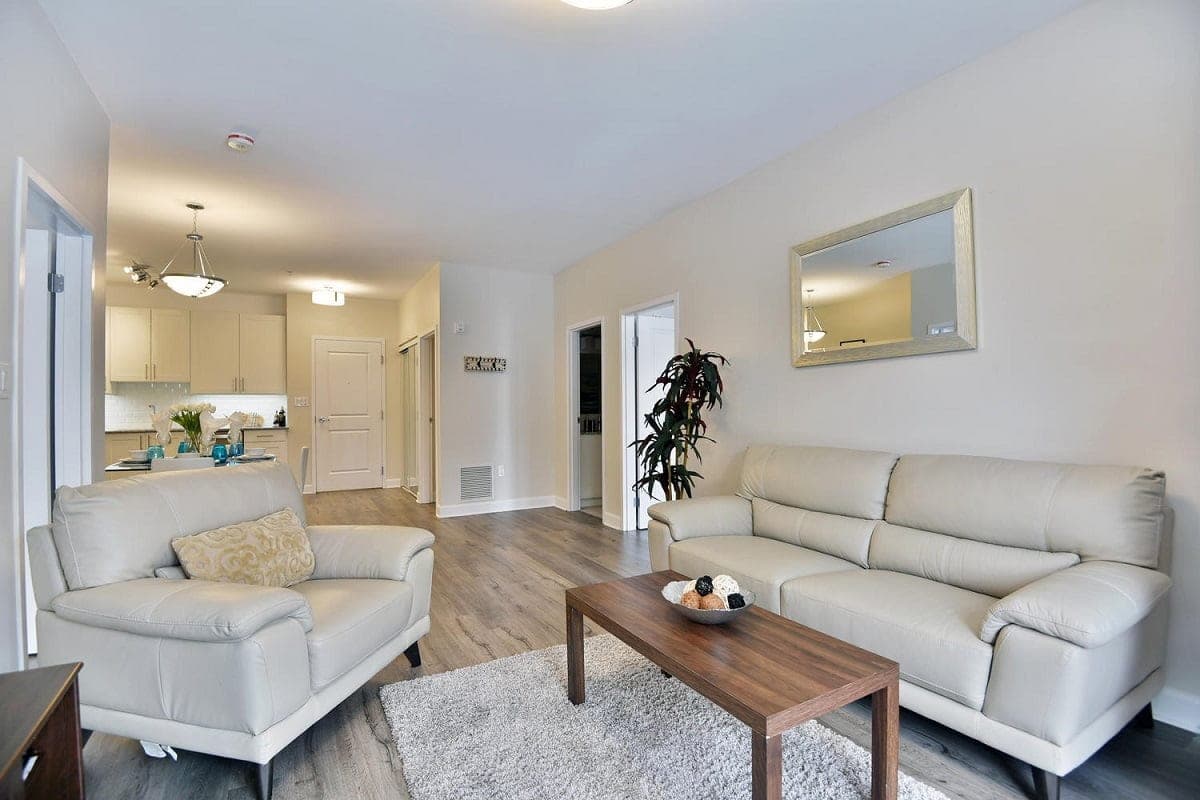SeniorHome.ca - The Royal Suites Brockville