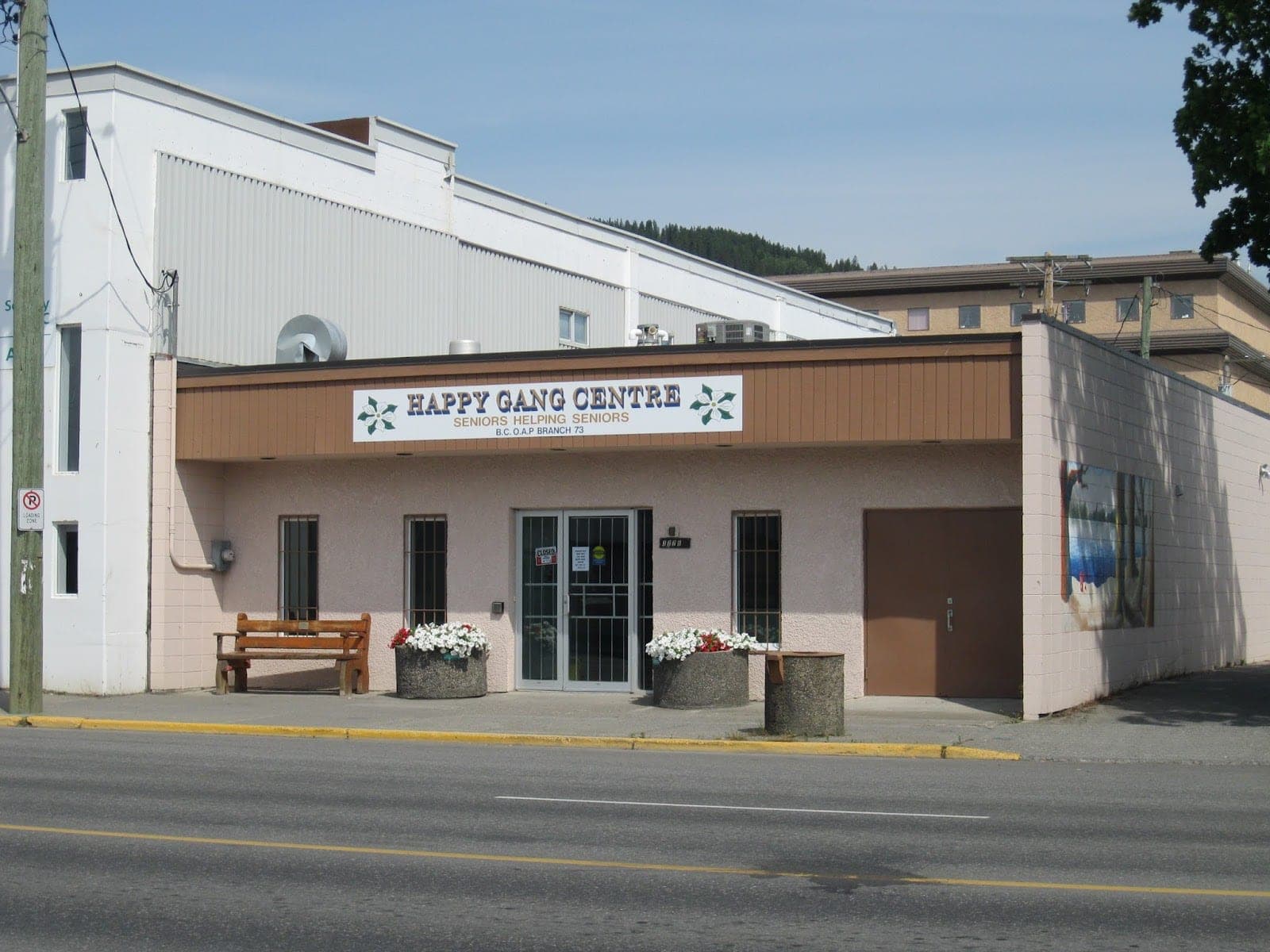 Happy Gang Ctr For Seniors (photo: GWoo, via Google)