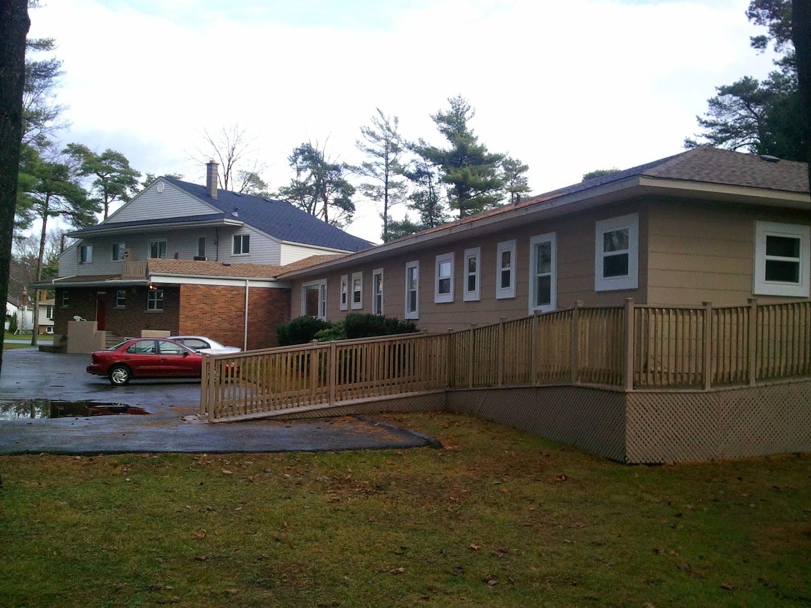Lakeside Terrace Supportive Living Residence (photo: Lakeside Terrace Supportive Living Residence, via Google)