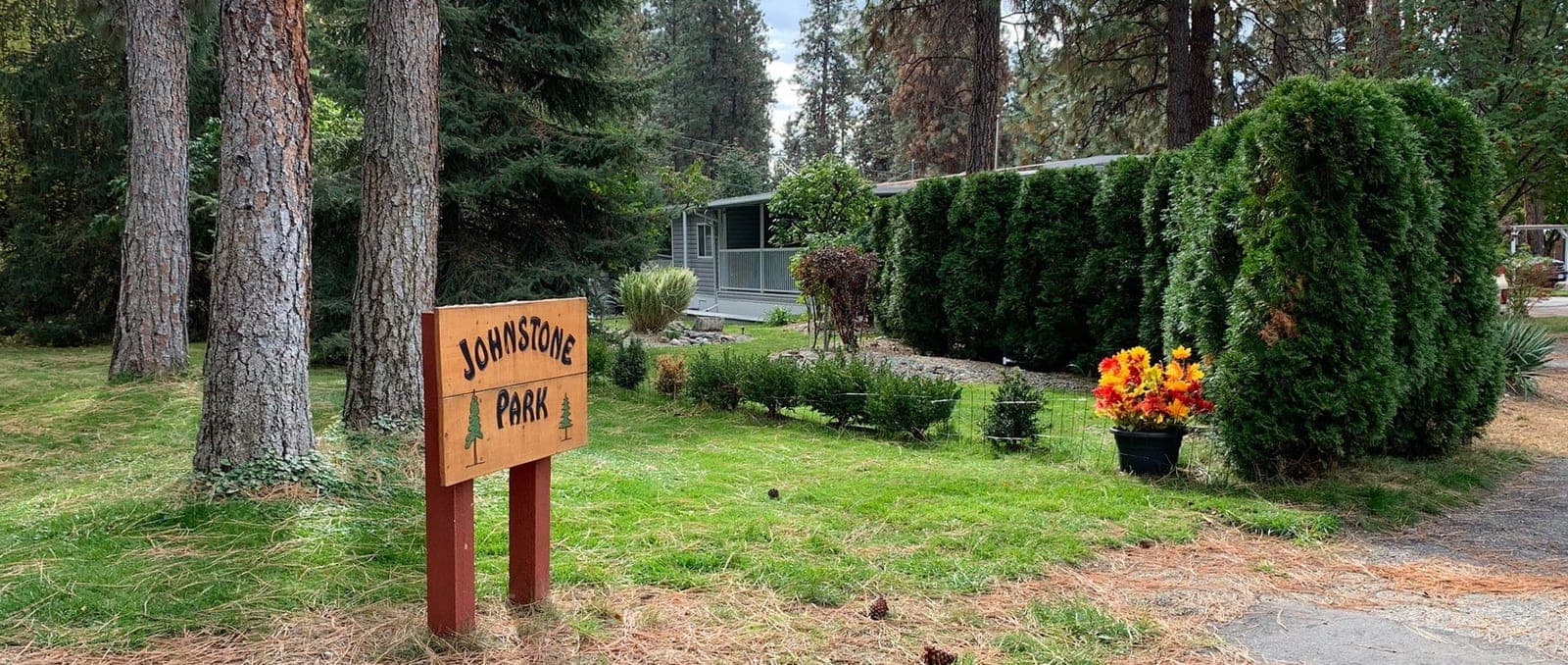 SeniorHome.ca - Country Pines | A Parkbridge Residential Retirement Community
