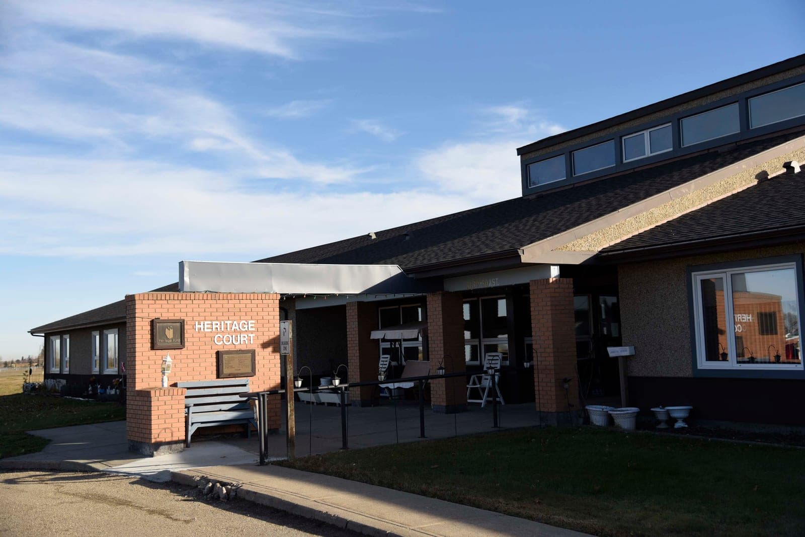 SeniorHome.ca - Heritage Court/Villa 75