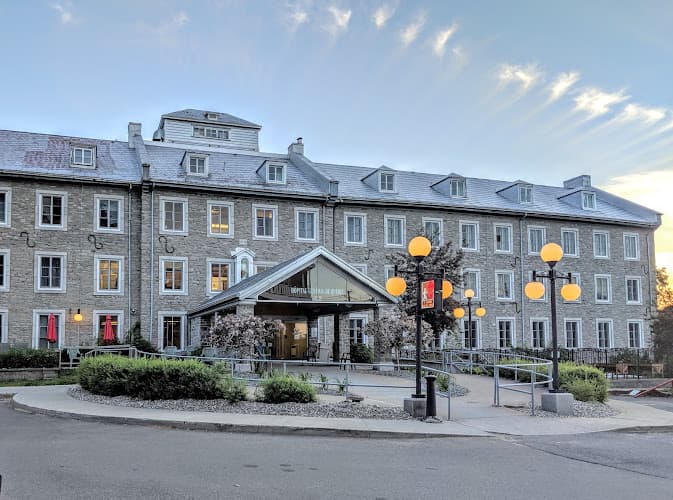 Québec General Hospital - Photo 1