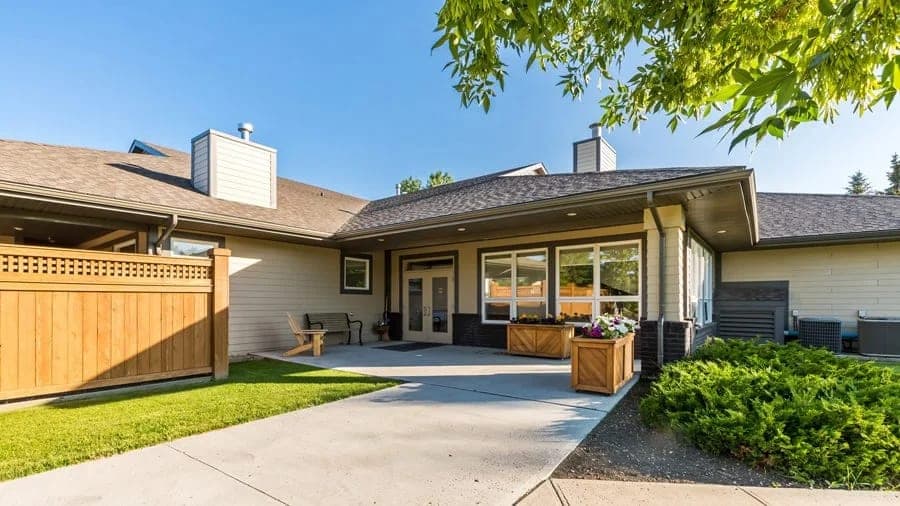 SeniorHome.ca - Green Acres Foundation