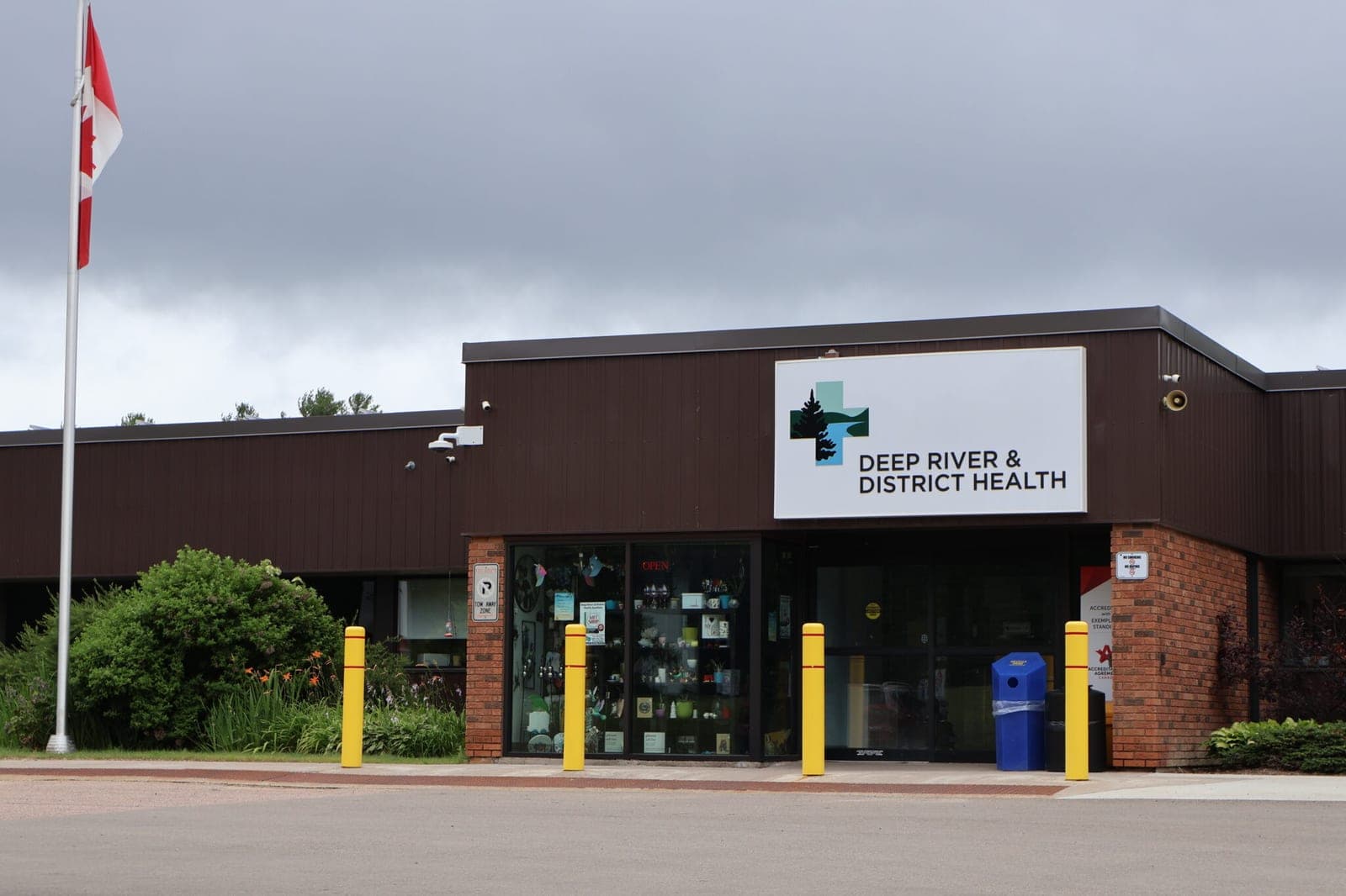 SeniorHome.ca - Deep River & District Health