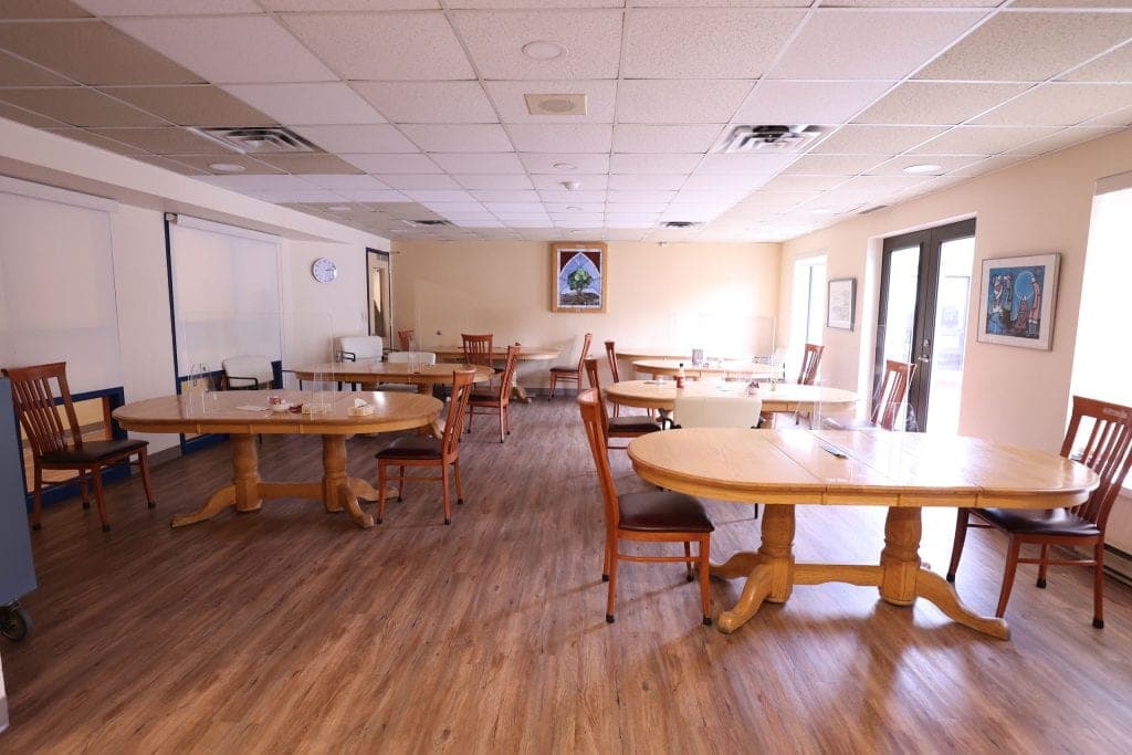 SeniorHome.ca - Camillus Centre