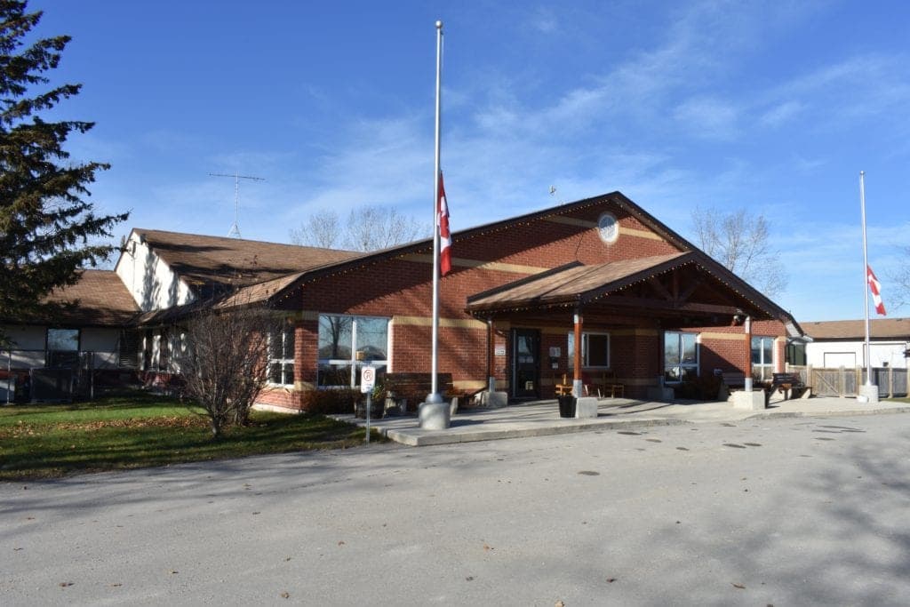 SeniorHome.ca - fisher river personal care home