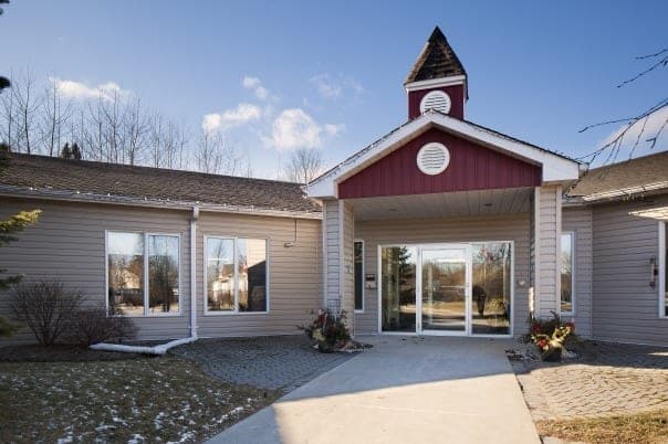 SeniorHome.ca - Warkworth Place