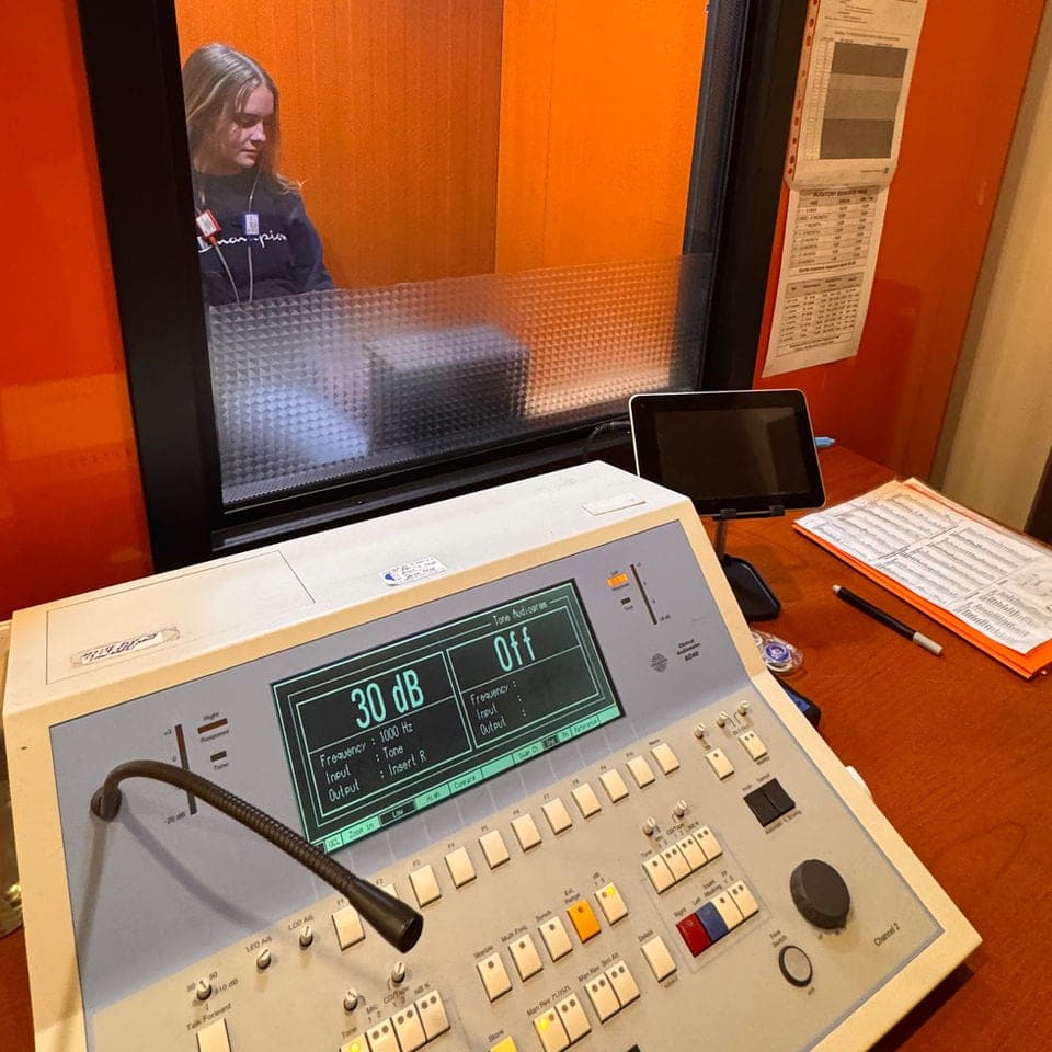 SeniorHome.ca - Soundwave Hearing Care
