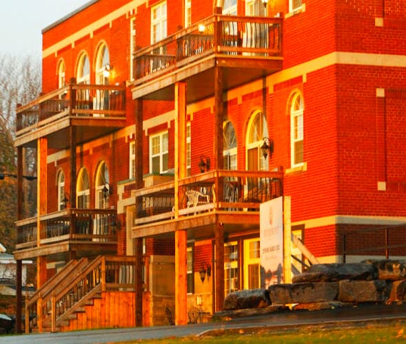 Riverfront Retirement Centre - Photo 1