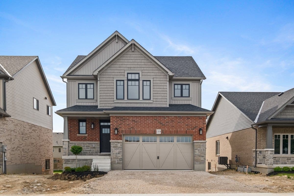 SeniorHome.ca - Devonleigh Homes Markdale - Centre Point South