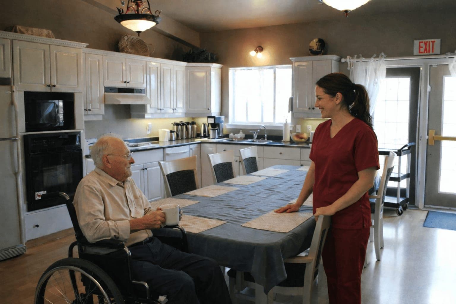 SeniorHome.ca - Hillview Manor