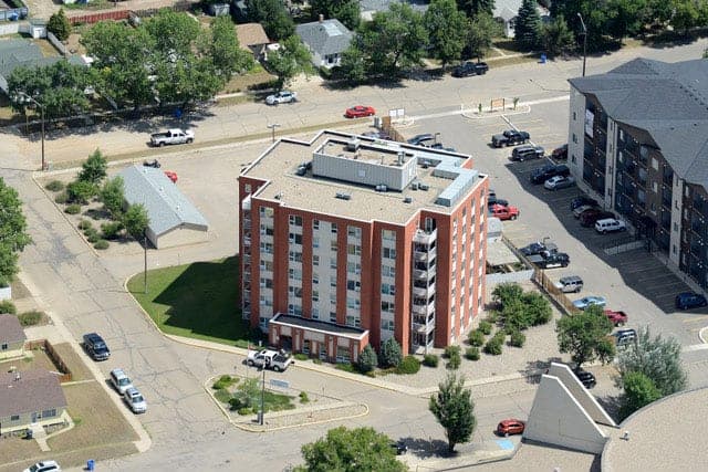 SeniorHome.ca - Trinity Tower