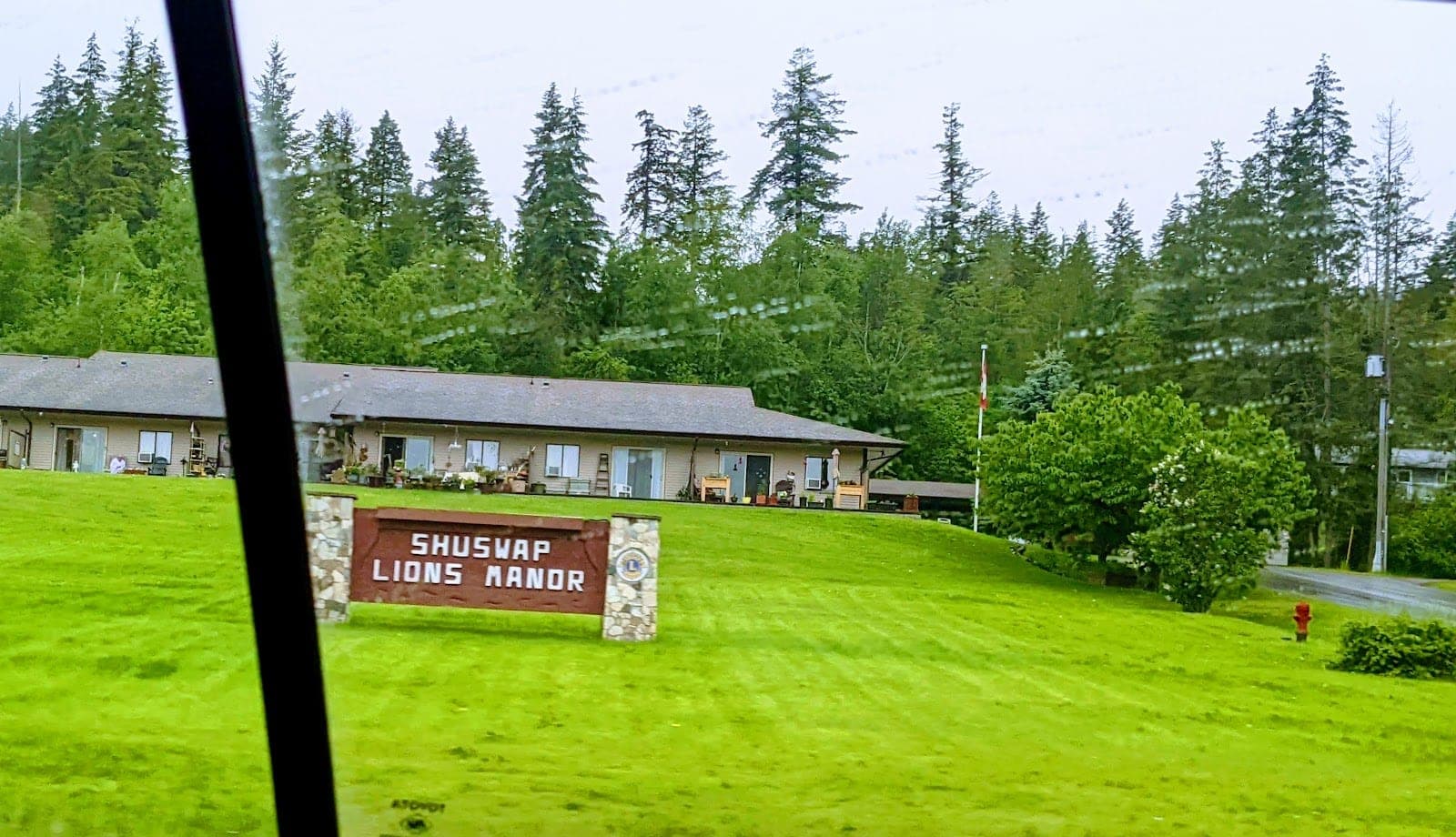 Shuswap Lions Manor (photo: Amir, via Google)