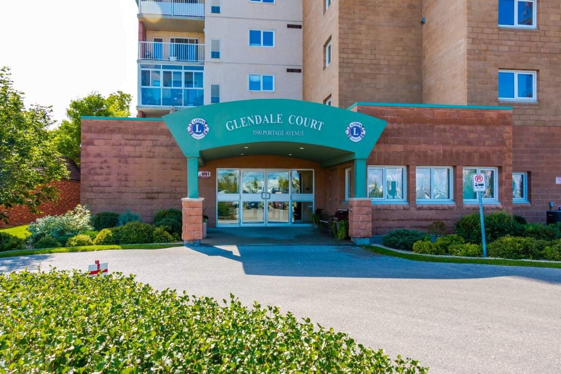 SeniorHome.ca - Glendale Court