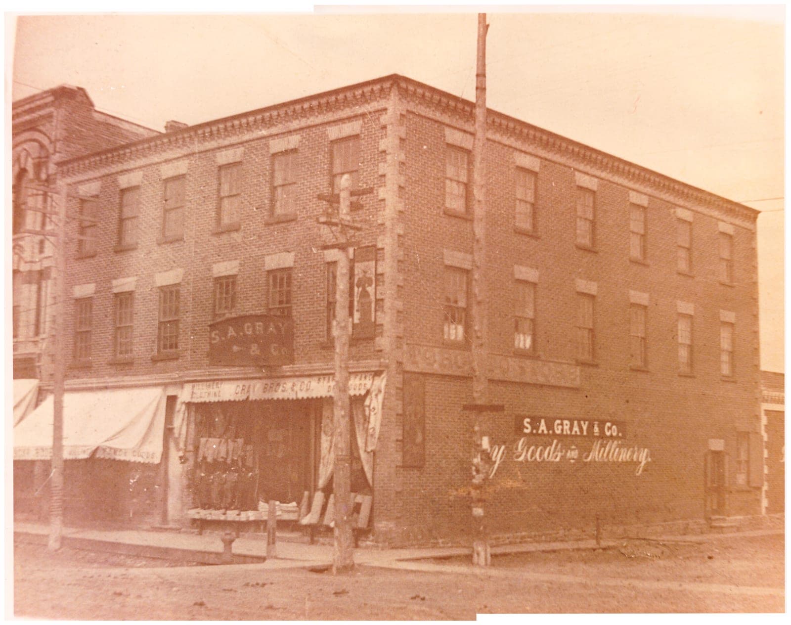 SeniorHome.ca - Mercantile Building 1867