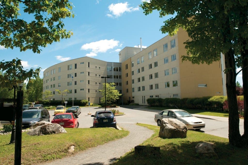 SeniorHome.ca - CHSLD Villa Soleil