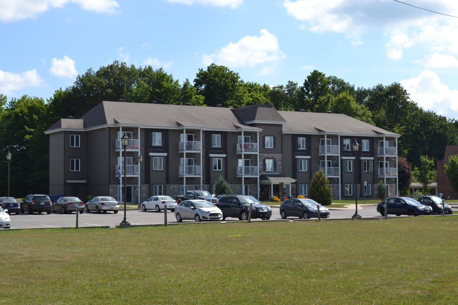 Residences Gabriel (photo: André Chalifour, via Google)