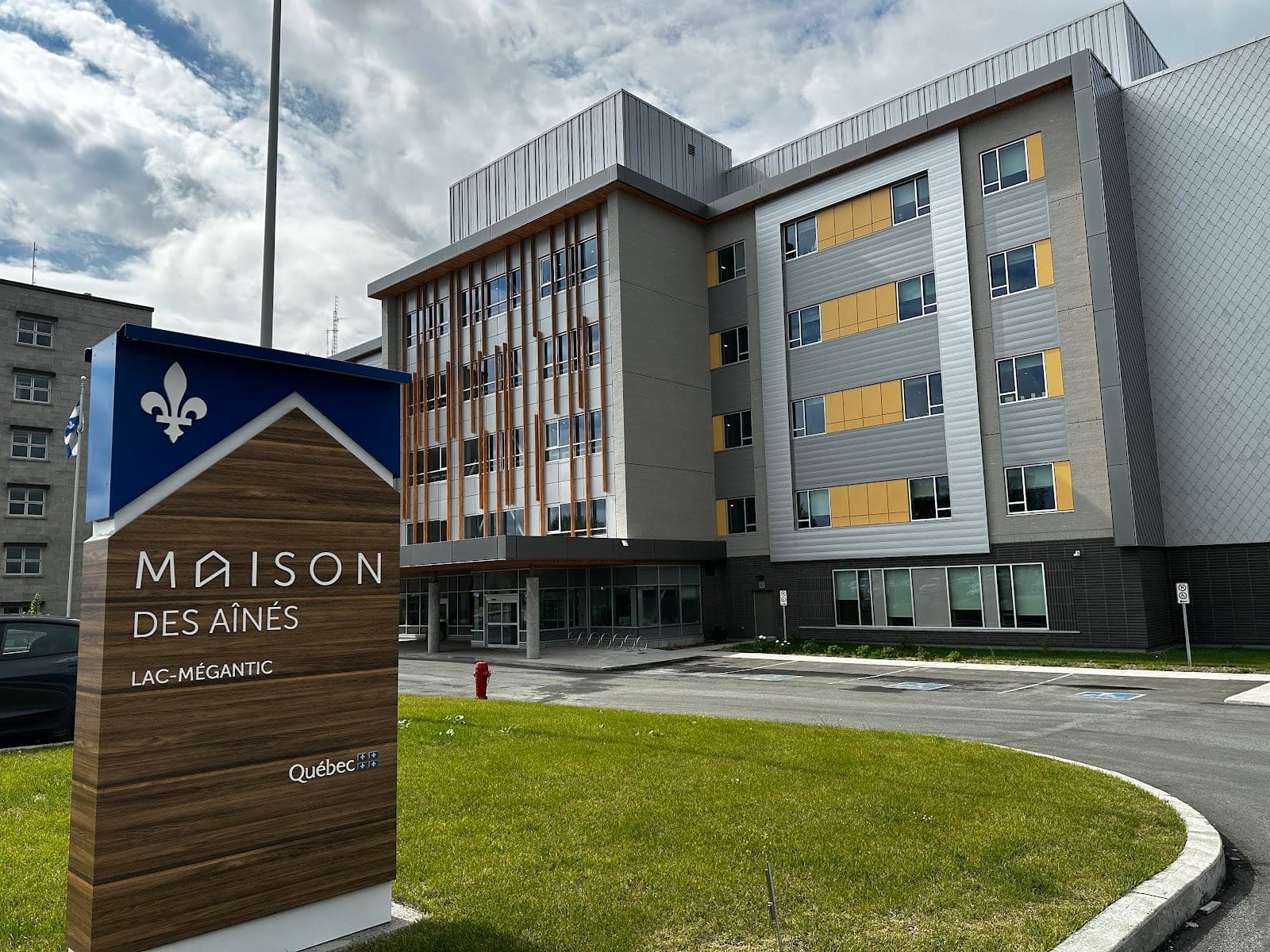 Maison des aînés de Lac-Mégantic (photo: Maison des aînés de Lac-Mégantic, via Google)