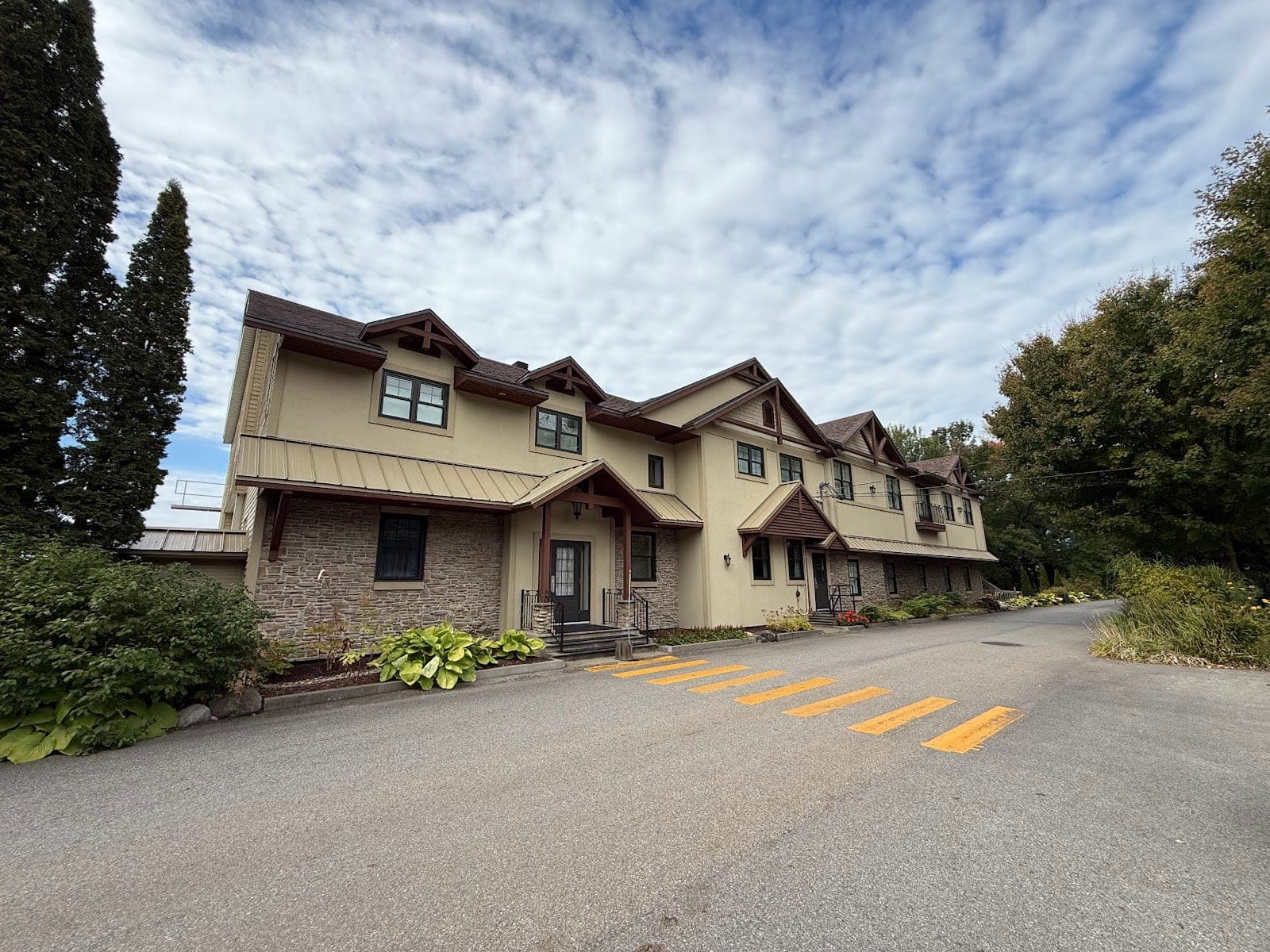 L'Auberge de l'Étang (photo: Jan P., via Google)