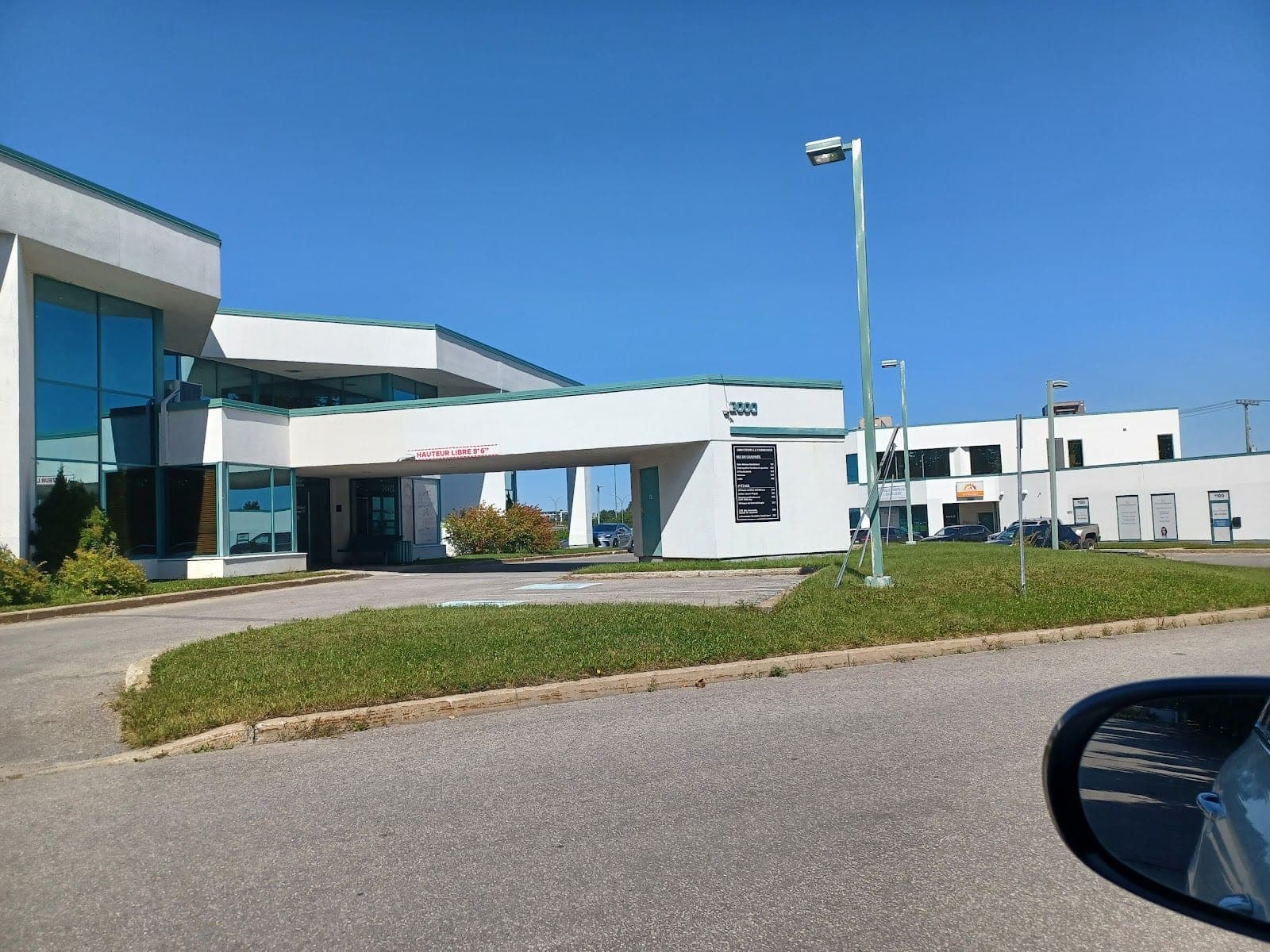 Clinique Lobe Boisbriand (photo: Michel Lemieux, via Google)