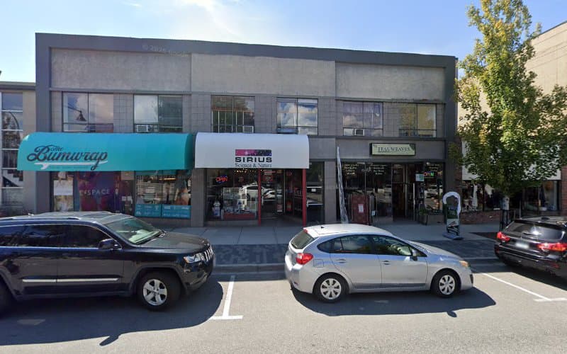 Pond Michael - Photo 1