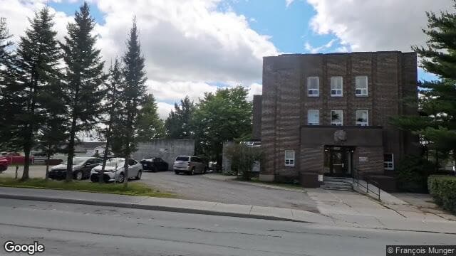 Co-Op D'Habitation-Riviere Aux (Google Street View)