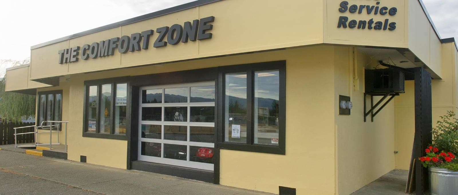 SeniorHome.ca - The Comfort Zone Mobility Aids & Spas