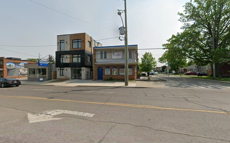 Queenston Retirement Home - Photo 1