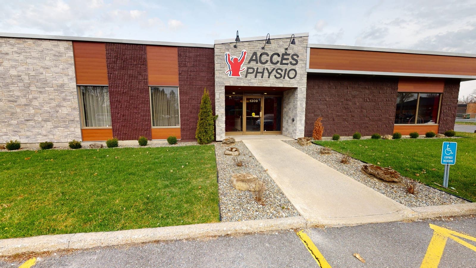 SeniorHome.ca - Accès Physio La Prairie