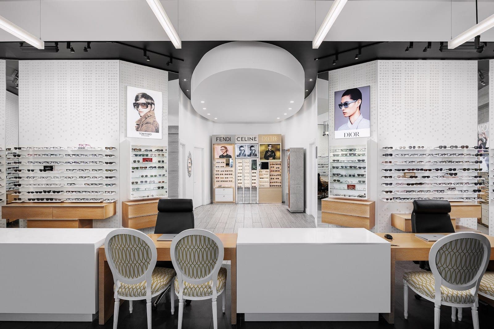 Tris Coffin (photo: Tris Coffin Optométristes & Opticiens - Quartier DIX30, via Google)