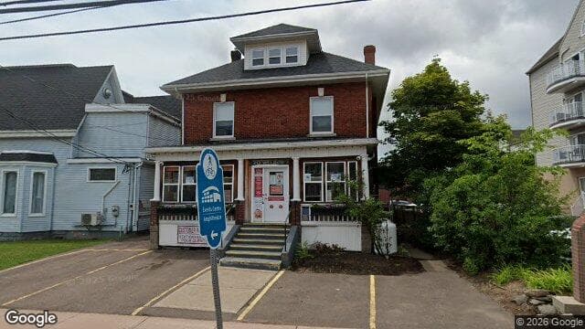 D. R. Denture clinic (Google Street View)