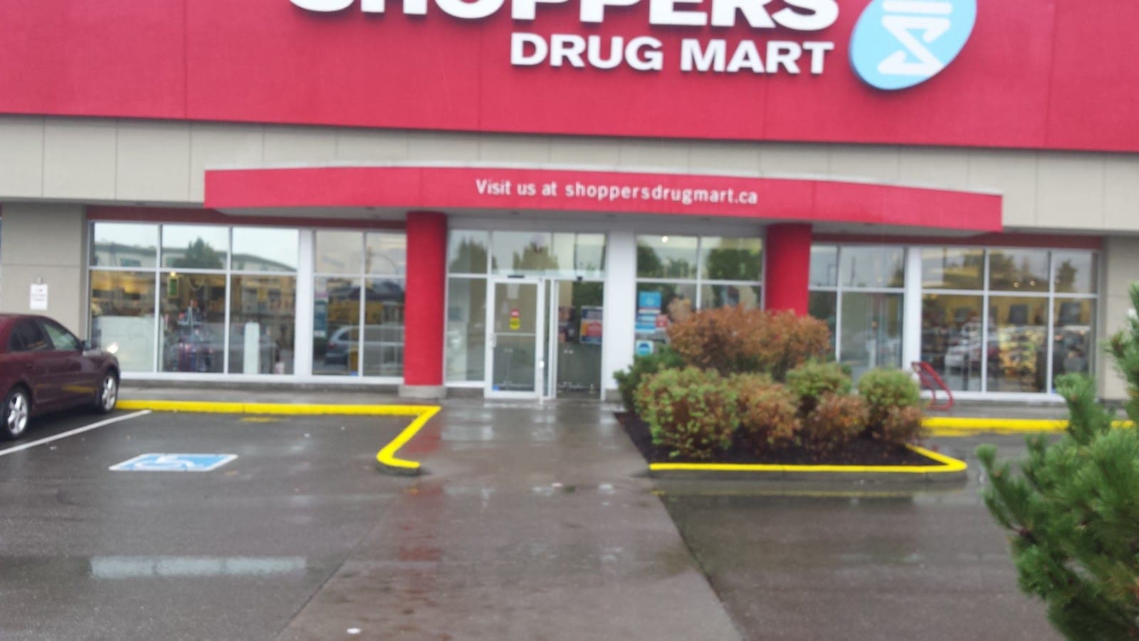 Shoppers Drug Mart (photo: Eliza Haugrud, via Google)
