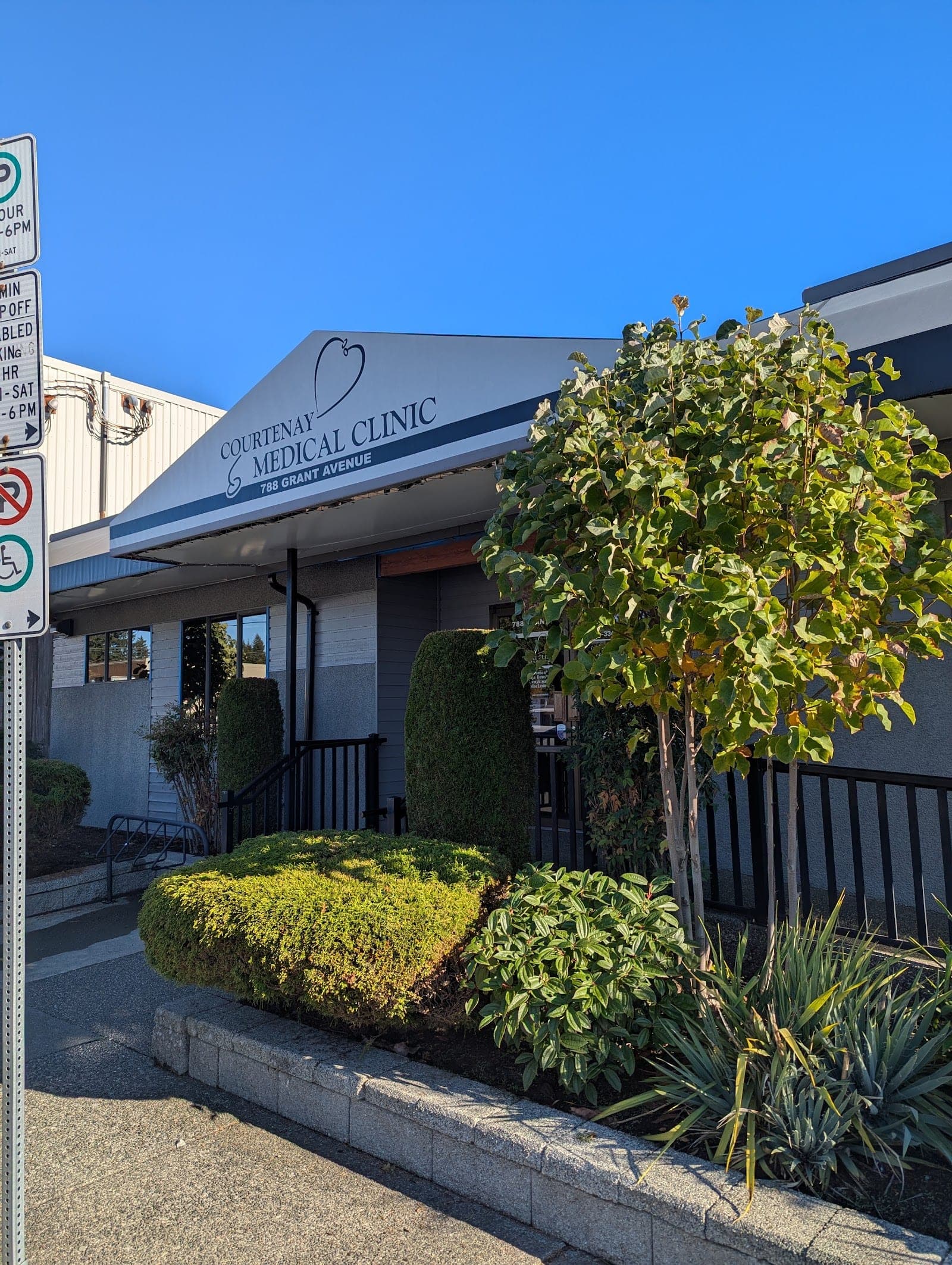 Coast Podiatry – Dr. Adam Zanbilowicz, DPM (photo: Coast Podiatry – Dr. Adam Zanbilowicz, DPM, via Google)
