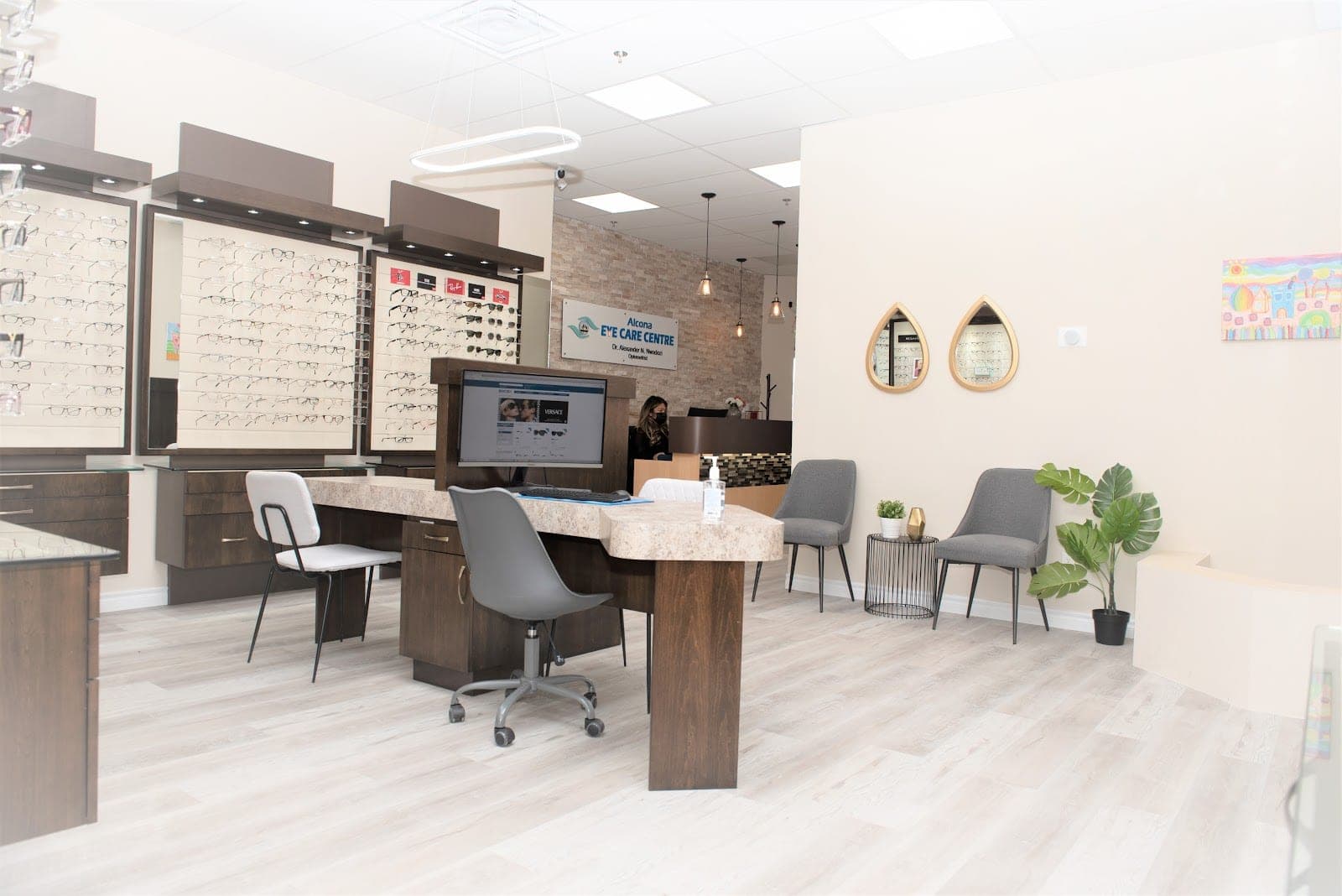 Alcona Eye Care Centre, Innisfil, Ontario (photo: Alcona Eye Care Centre, Innisfil, Ontario, via Google)