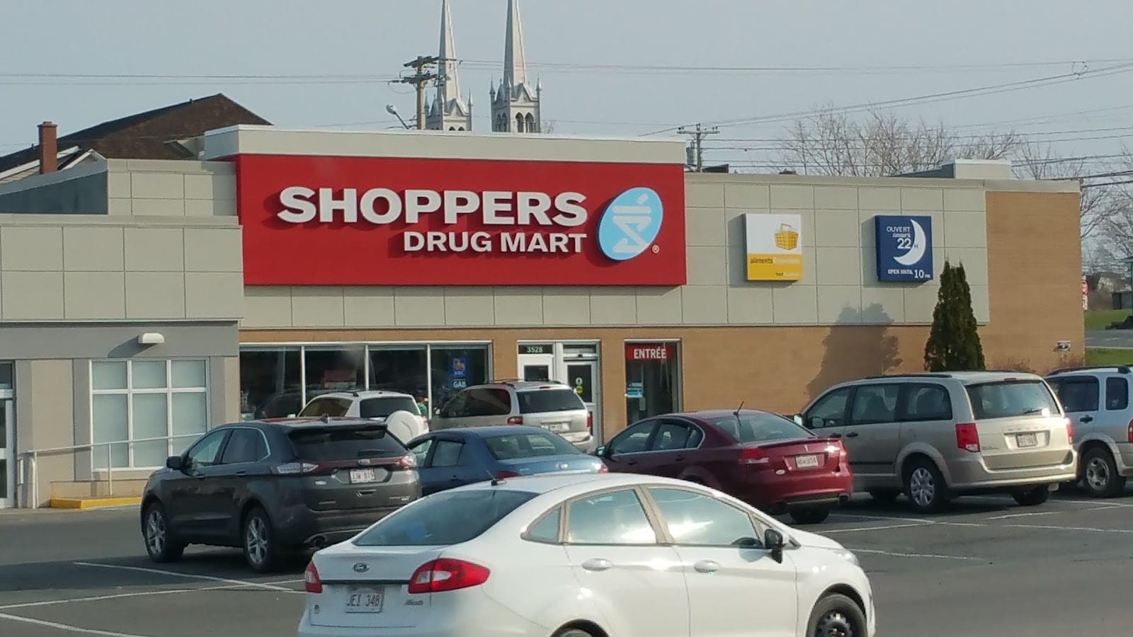 Shoppers Drug Mart (photo: R X L, via Google)