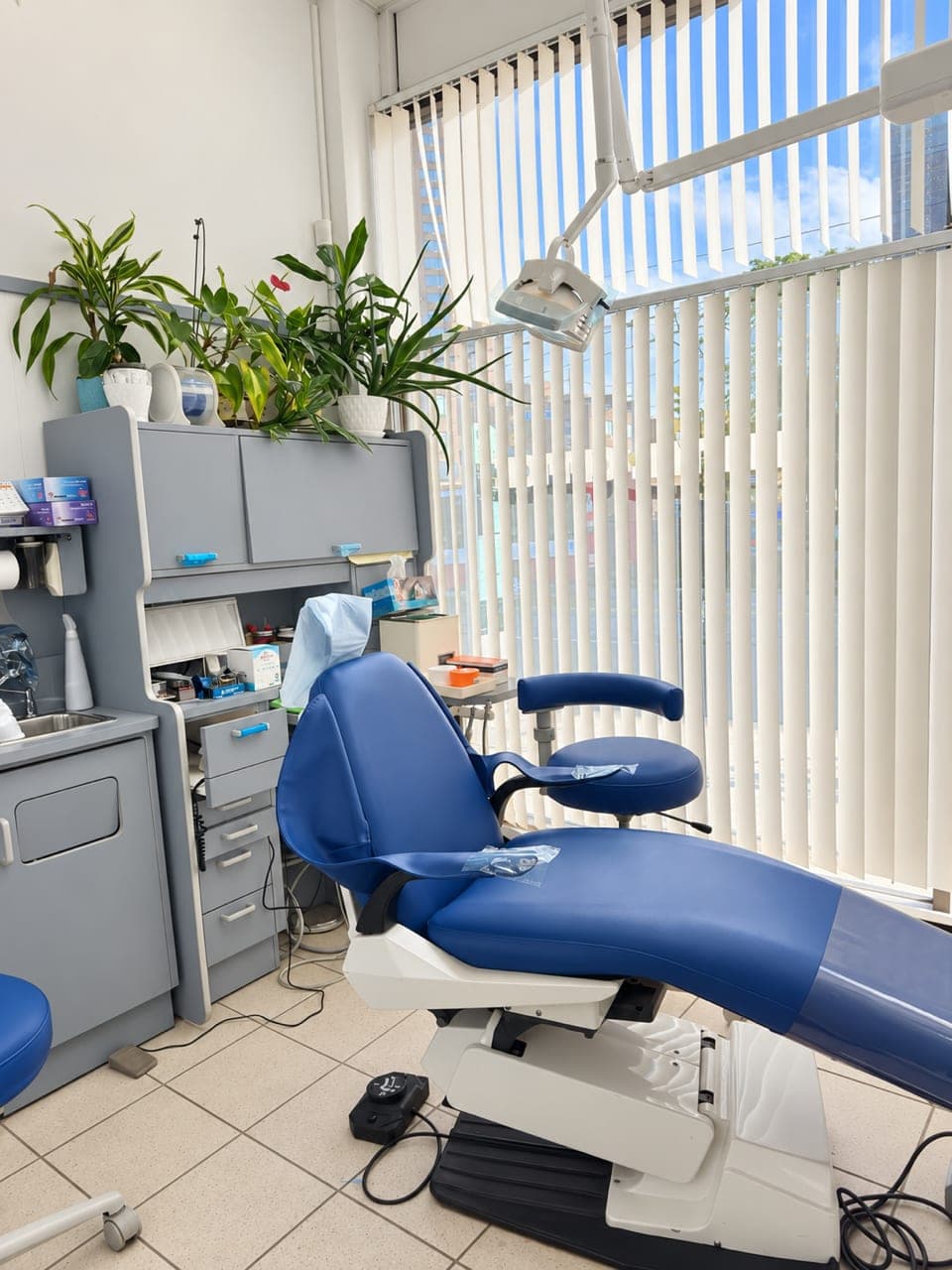SeniorHome.ca - DL Denture Clinic