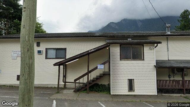 Park Street Manor (Google Street View)