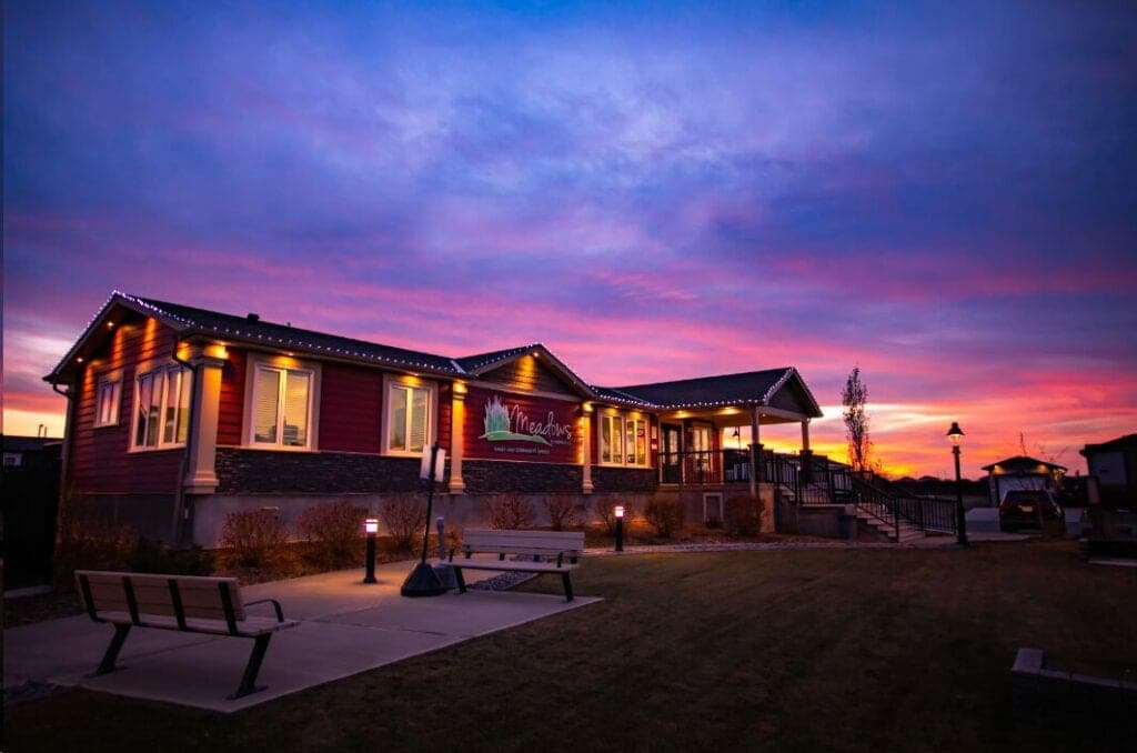 SeniorHome.ca - Meadows of morinville