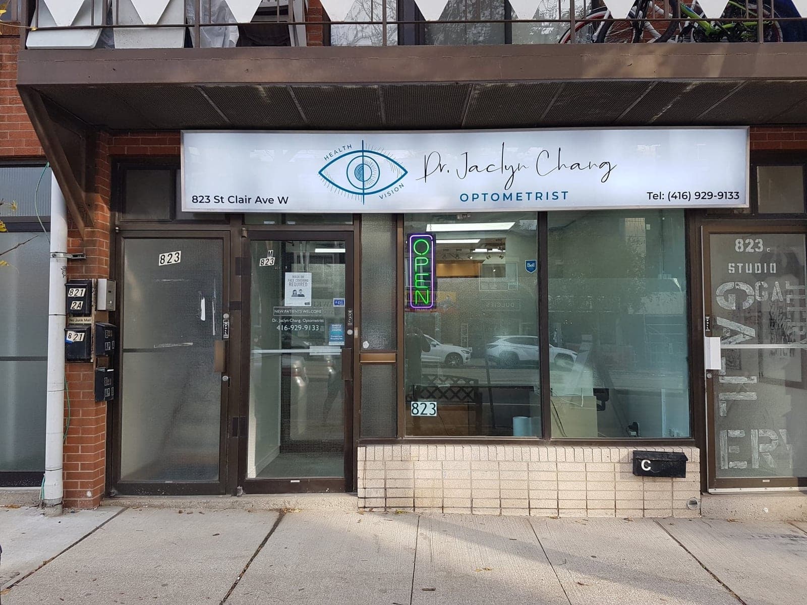 SeniorHome.ca - Dr. Jaclyn Chang, Optometrist