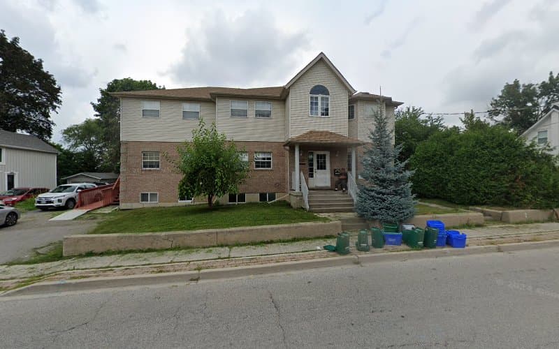 Parkview Manor - Photo 1