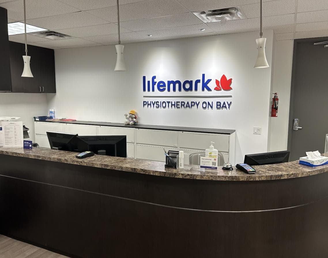 SeniorHome.ca - Lifemark Physiotherapy Bay & Bloor