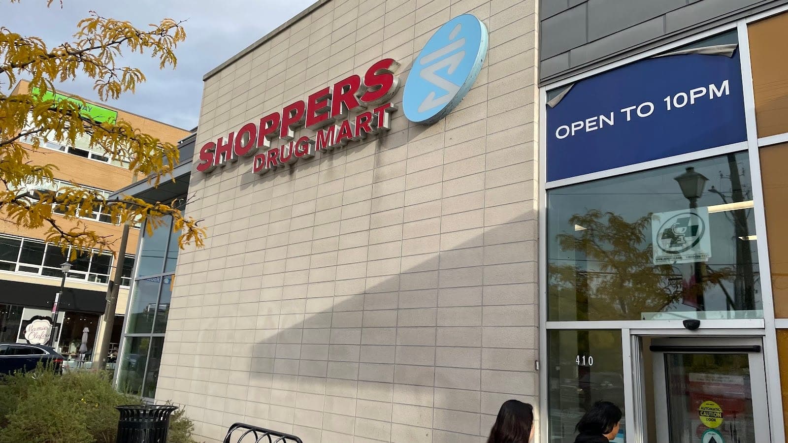 Shoppers Drug Mart (photo: Cyrus Hutnyk, via Google)