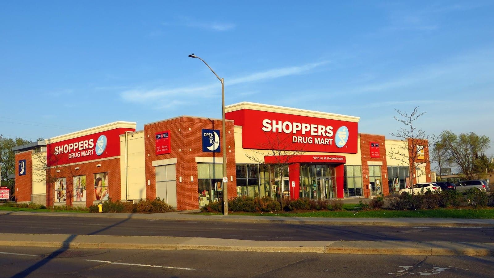 Shoppers Drug Mart (photo: Steve Brandon, via Google)