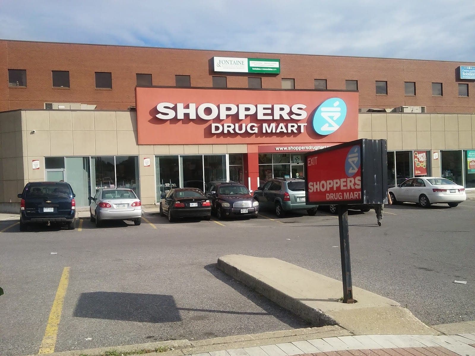 Shoppers Drug Mart (photo: Matthew Weisbeck (Techstar581), via Google)