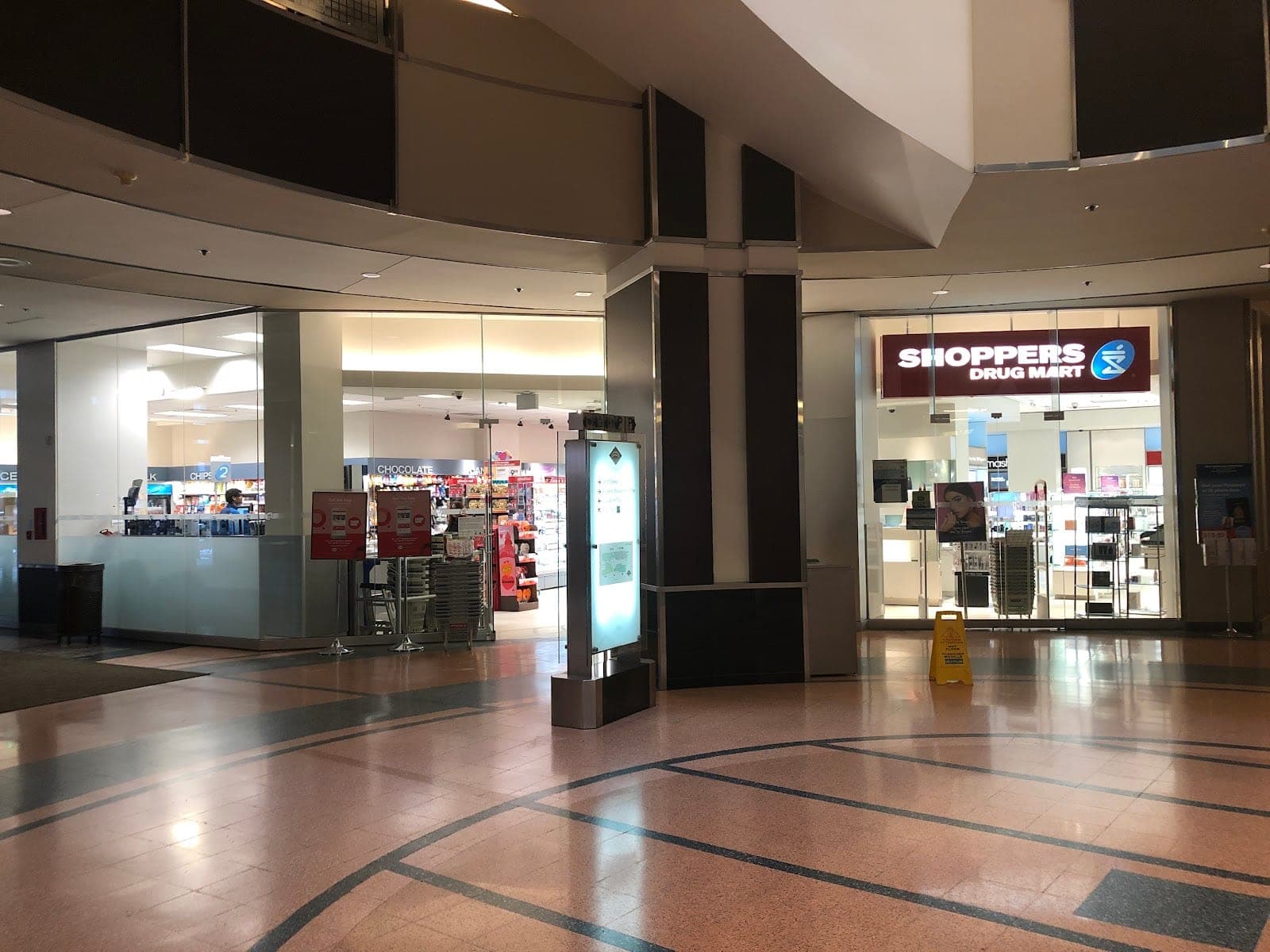 Shoppers Drug Mart (photo: Daniel Pelletier, via Google)
